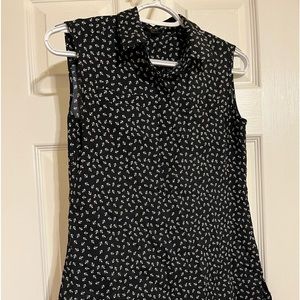 Ann Taylor nautical navy sleeveless blouse
